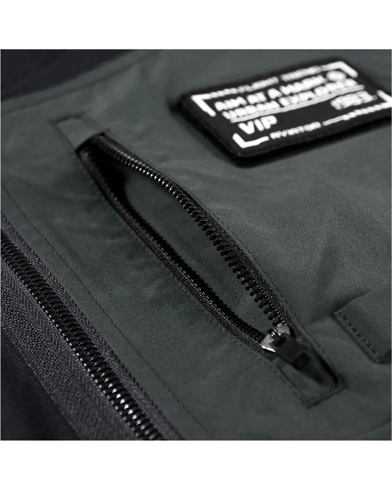 Removable Pocket Techwear T-Shirt - Image 7