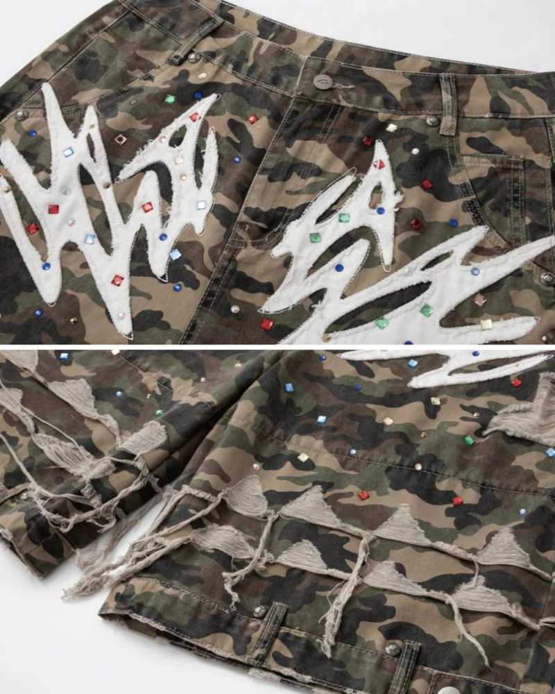 Y2K Style Vintage Camo Jorts Outfit - Image 8