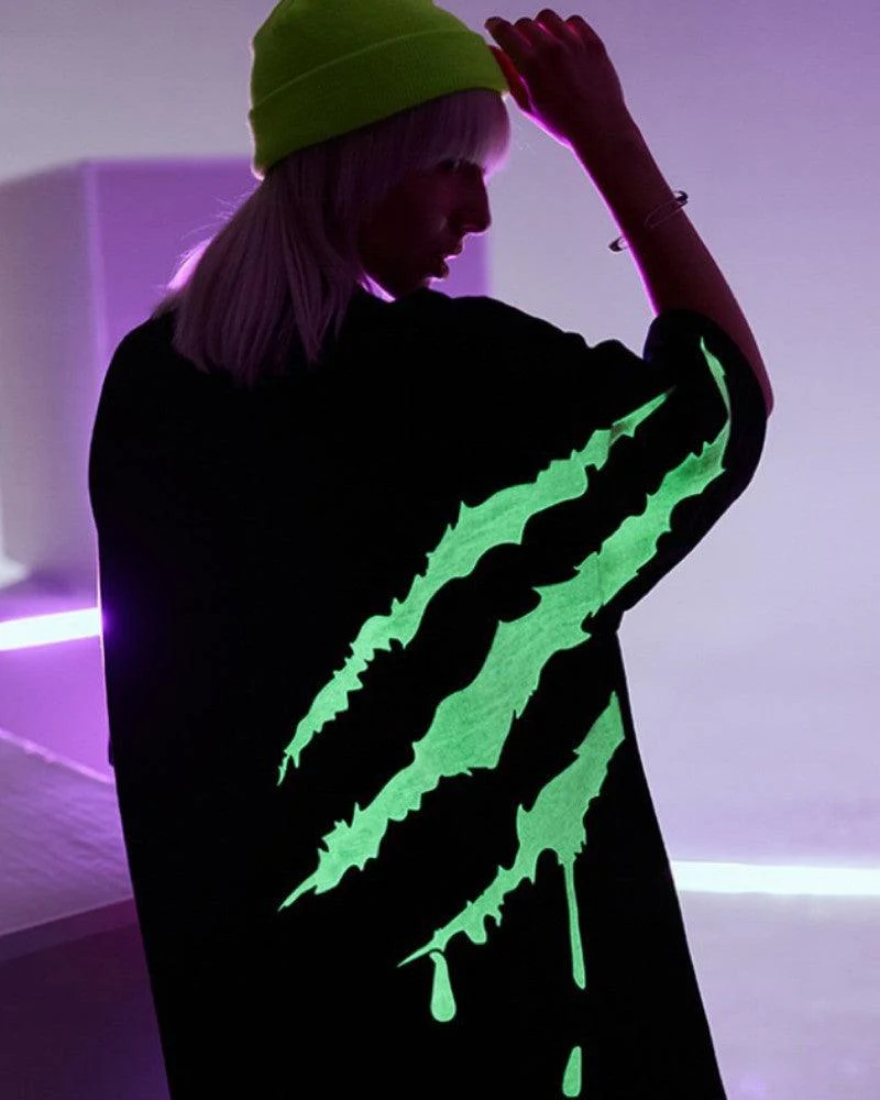 Streetwear Claw Scratches Unisex T-Shirt - Image 10