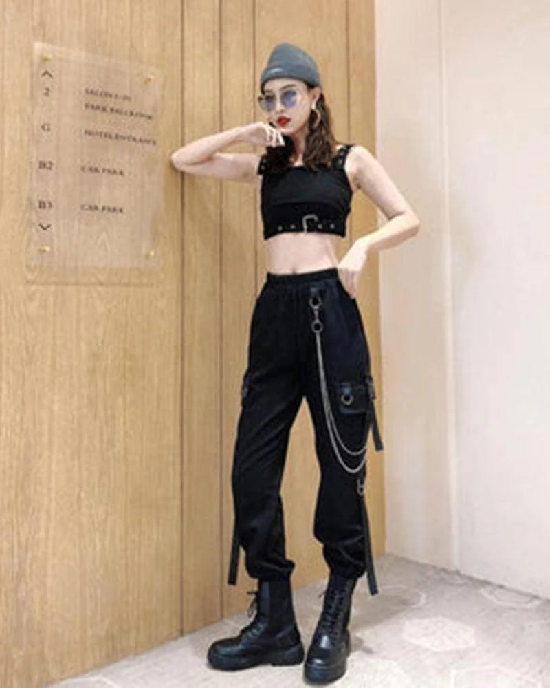 Techwear Cool Women Black Chain Cargo Pants - Image 8