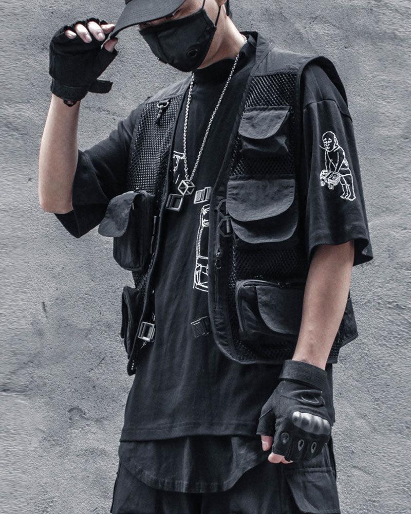 Techwear Fishnet Cargo Vest - Image 4